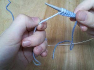 Knitting cast on stitches